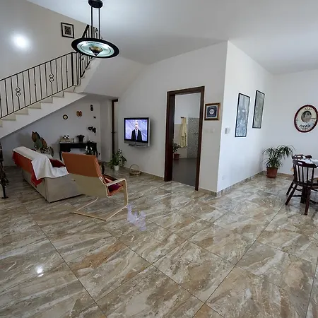 South Olives Tatil Evi